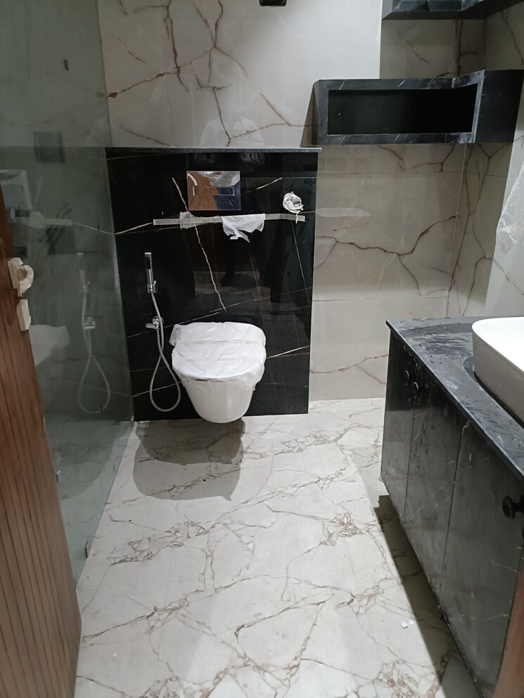 Master Bedroom, ansal-plaza-sector-23 5 Bedroom 5200 Sq.Ft. Builder Floor In Sector 23 Gurgaon 7990796