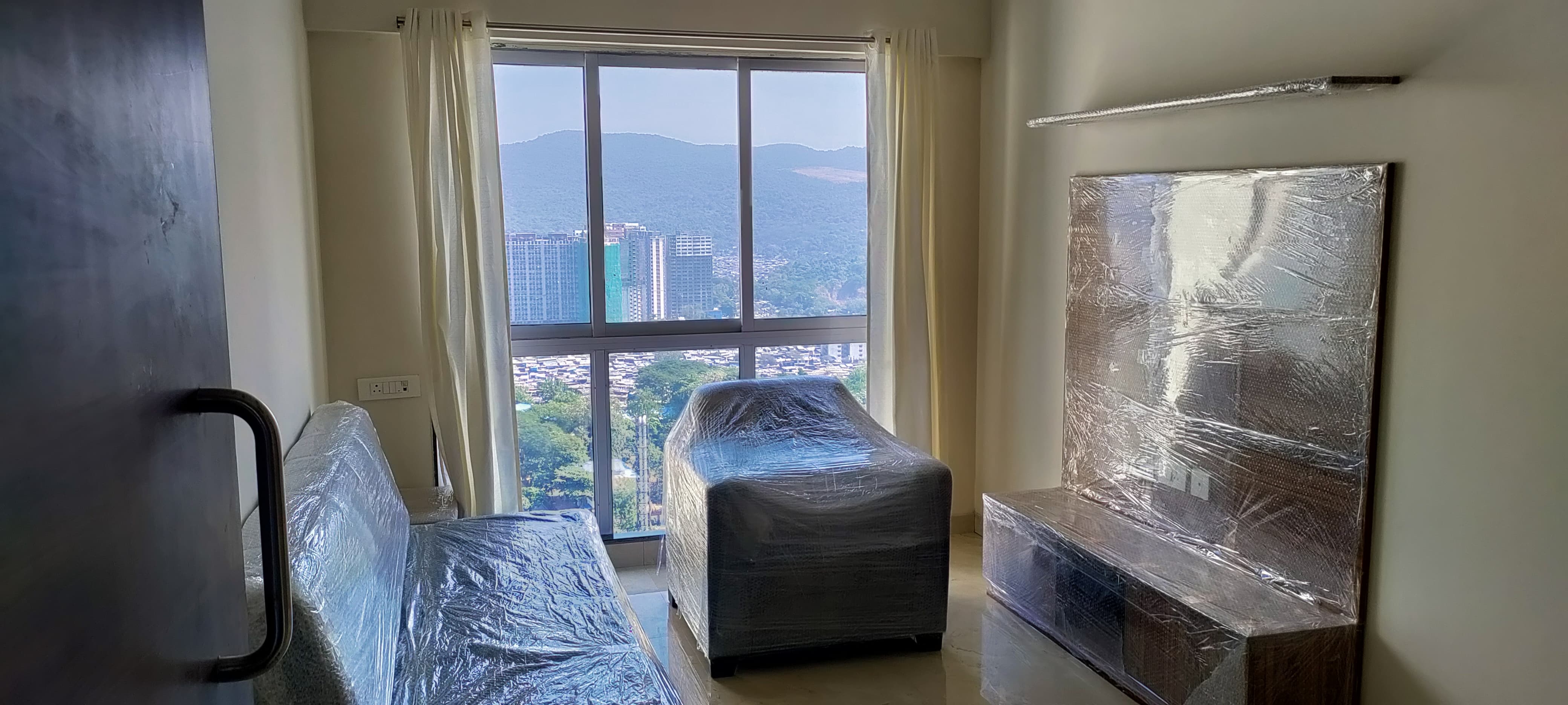 2 BHK Apartment For Sale in Sethia Imperial Avenue