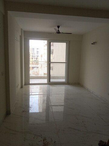 Room in 3 BHK Apartment at Harmony Imperial Apartments, Kishanpura – for Rent