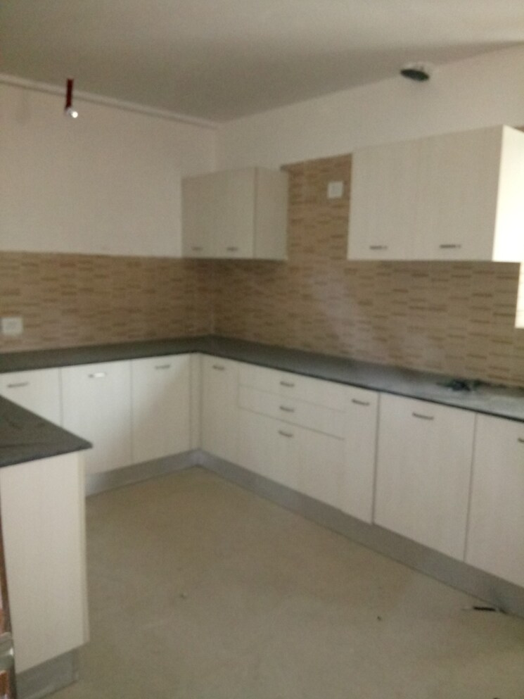 Kitchen, jaypee-greens-pavilion-heights-2 3 Bedroom 1960 Sq.Ft. Apartment In Sector 128 Noida 7990875