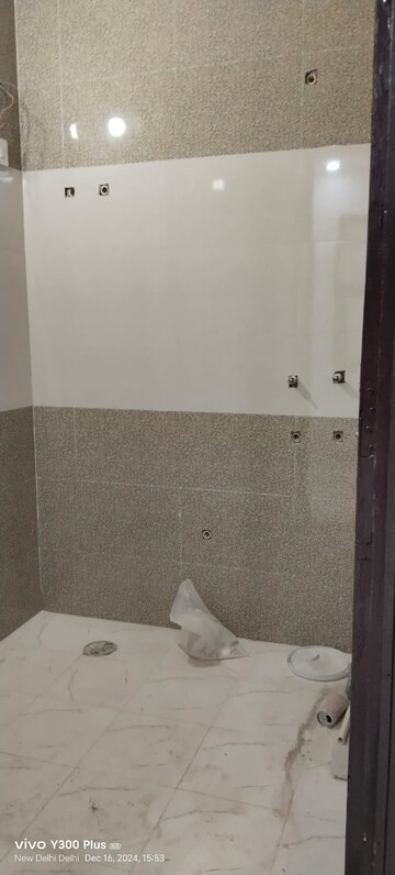 Bathroom in 2 BHK Builder Floor at Govindpuri – for Rent