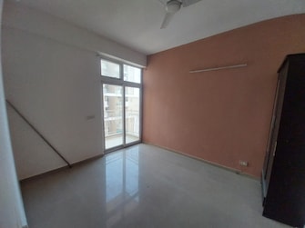 1 BHK Apartment For Rent in Gaur City 2 - 14th Avenue Noida Ext Sector 16c Greater Noida  7990916