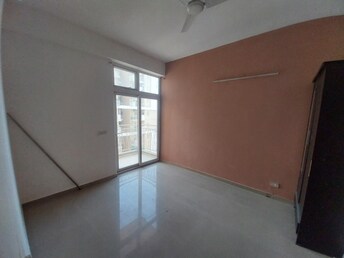 1 BHK Apartment For Rent in Gaur City 2 - 14th Avenue Noida Ext Sector 16c Greater Noida  7990916