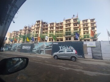 Parking in 1 BHK Apartment at Gaur City 2 - 14th Avenue, Sector 16c Greater Noida – for Rent