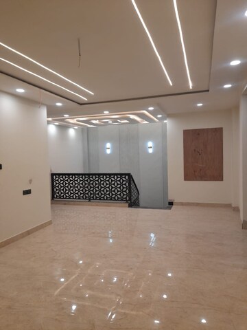 Living Room in 3 BHK Apartment at BPTP Park Grandeura, Sector 82 – for Rent