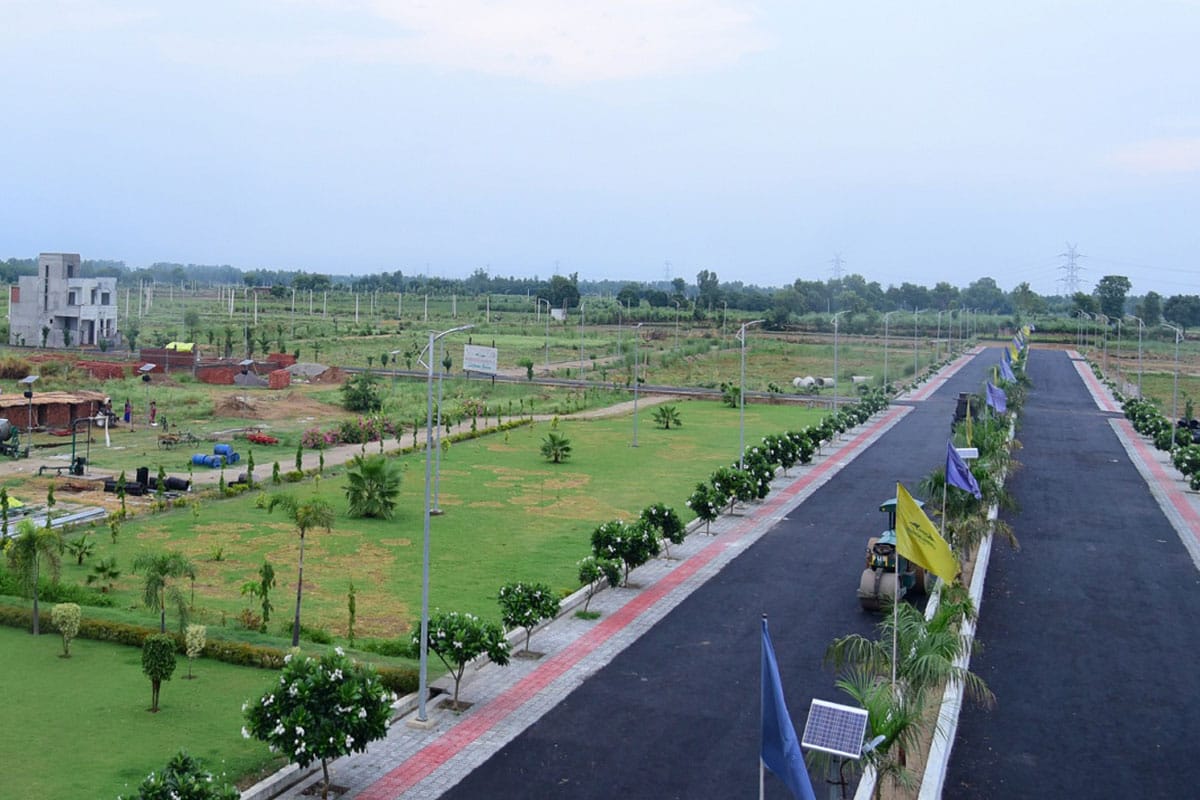 Plot For Sale in Wing Lucknow Greens Plots