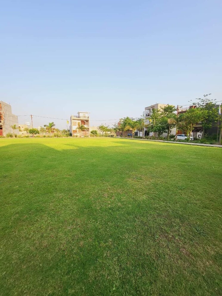 Garden, wing-lucknow-greens-plots  1250 Sq.Ft. Plot In Sultanpur Road Lucknow 7990965