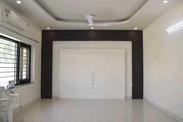 1 BHK Builder Floor For Rent in Sector 17