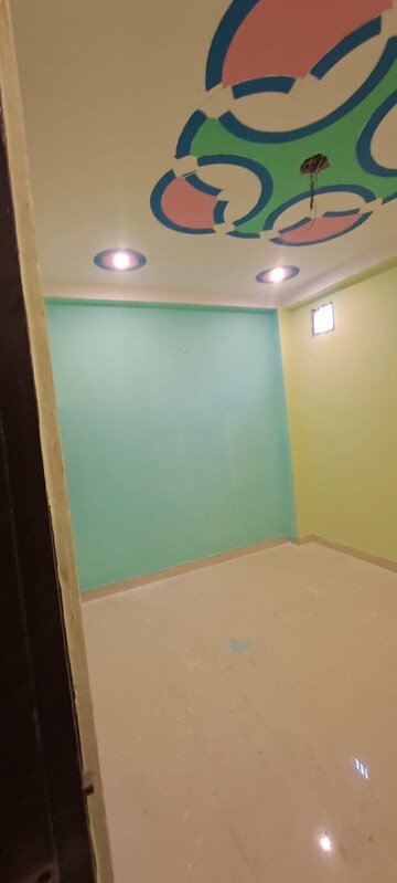 Room in 1 BHK Independent House at New Ashok Nagar – for Rent