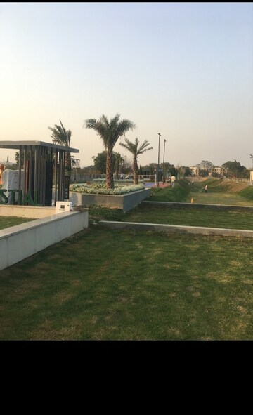  Plot – Exterior View View at BPTP District Phase 2, Sector 84 - for Sale