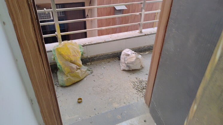 Balcony, patel nagar 2 Bedroom 90 Sq.Yd. Builder Floor In Patel Nagar Delhi 7991140
