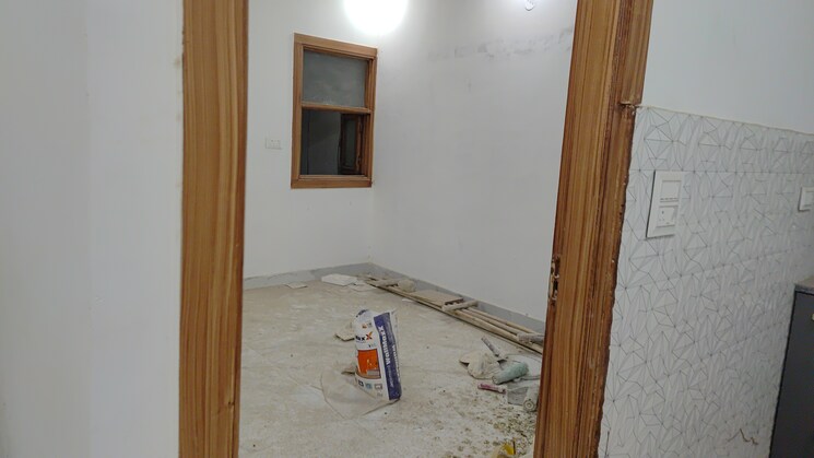 Room, patel nagar 2 Bedroom 90 Sq.Yd. Builder Floor In Patel Nagar Delhi 7991140