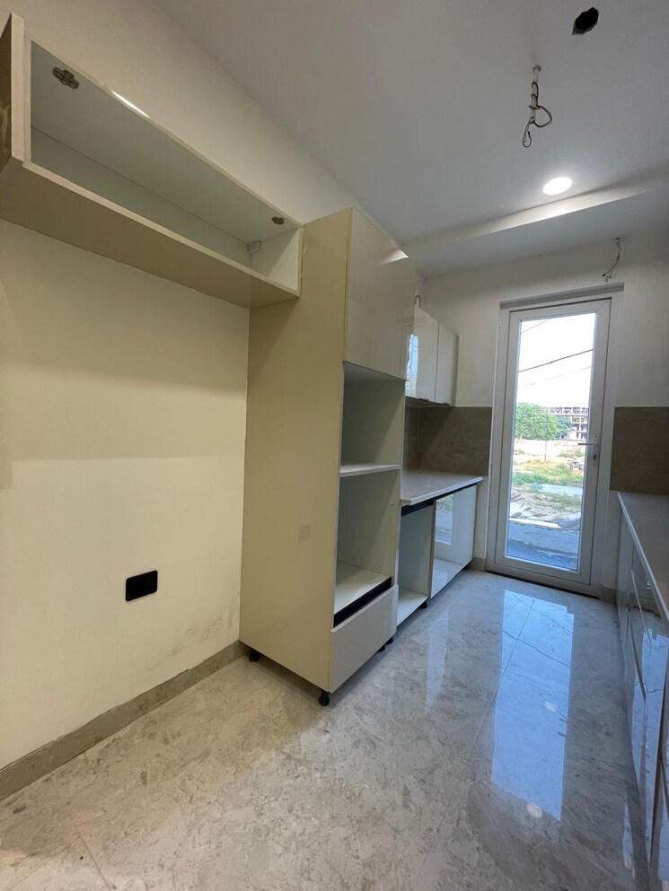 Kitchen, anant-raj-the-estate-floors 3 Bedroom 195 Sq.Yd. Builder Floor In Sector 63a Gurgaon 7991155