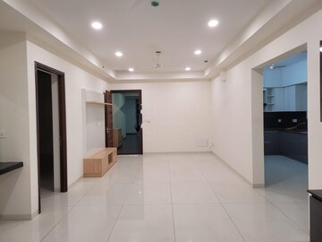 Room in 3 BHK Apartment at Jayabheri The Summit, Narsingi – for Rent