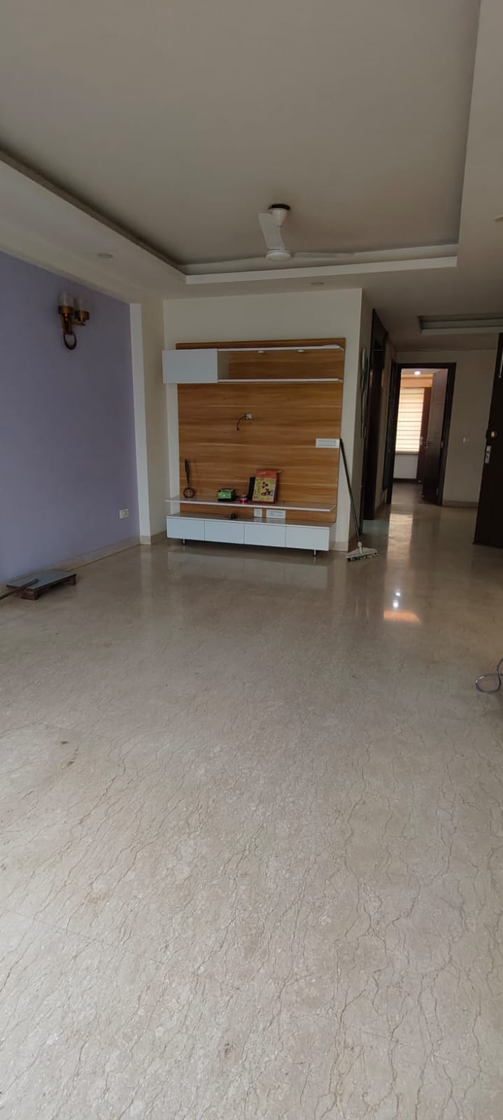 3 BHK + Servant Room Apartment For Sale in DLF Regency Park II
