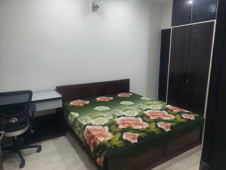Bedroom, ss-mayfield-gardens 4 Bedroom 2250 Sq.Ft. Builder Floor In Sector 51 Gurgaon 7991205