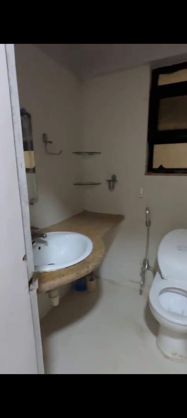 Bathroom, clover-acropolis 2.5 Bedroom 1550 Sq.Ft. Apartment In Viman Nagar Pune 7991224