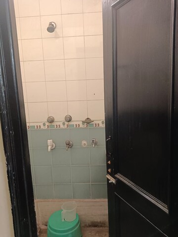 Bathroom in 2 BHK Builder Floor at Lajpat Nagar 4 – for Rent