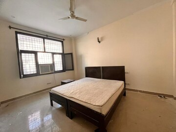 Bedroom in 3 BHK Builder Floor at SS Mayfield Gardens, Sector 51 – for Rent