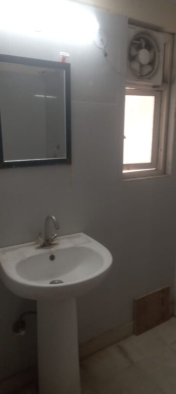 3 BHK Apartment For Rent in Aims Golf Avenue II, Sector 75