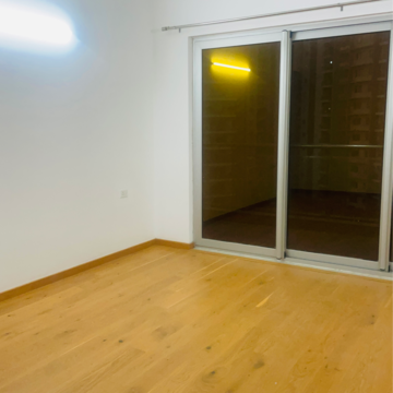 Room in 3 BHK Apartment at Tata Gurgaon Gateway, Bajghera – for Rent