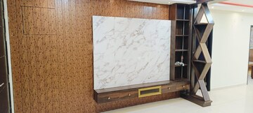 Room in 3 BHK Apartment at Cybercity Marina Skies, Hi Tech City – for Rent