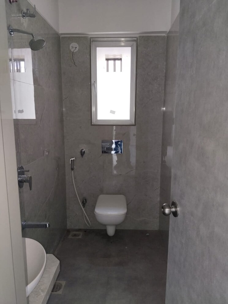 Bathroom, sandhya-eve-horizon 2 Bedroom 670 Sq.Ft. Apartment In Kandivali West Mumbai 7991553