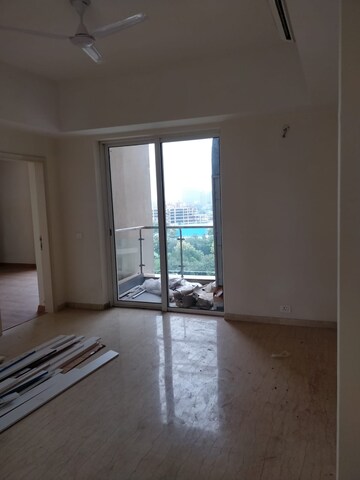 3 BHK Apartment For Rent in Pioneer Park Presidia, Sector 62