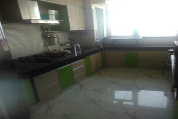 Kitchen in 3 BHK Apartment at DLF Ridgewood Estate, Dlf Phase iv – for Sale