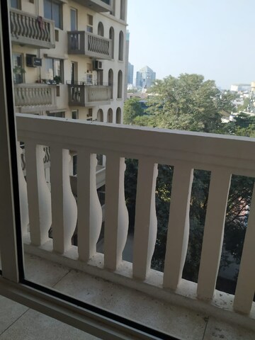 3 BHK Apartment – Exterior View View at DLF Ridgewood Estate, Dlf Phase iv - for Sale