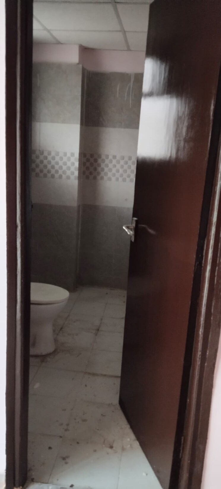 Bathroom, gaur-city-2-11th-avenue 4 Bedroom 1900 Sq.Ft. Apartment In Sector 16c Greater Noida Greater Noida 7991595