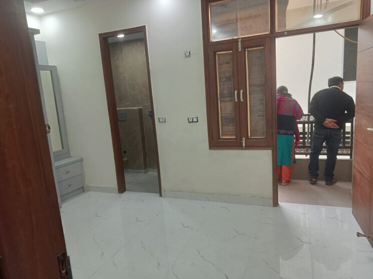 Room, sector 104 2 Bedroom 950 Sq.Ft. Apartment In Sector 104 Noida 7991638