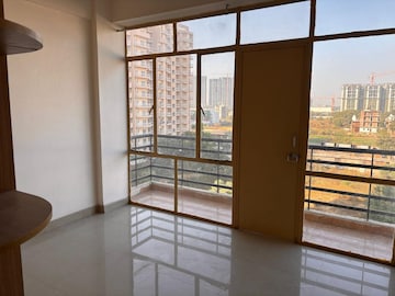 Room in 2 BHK Apartment at Lotus Homz, Sector 111 – for Rent