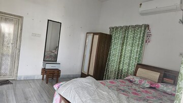 Room in  Pg at Raipur – for Rent