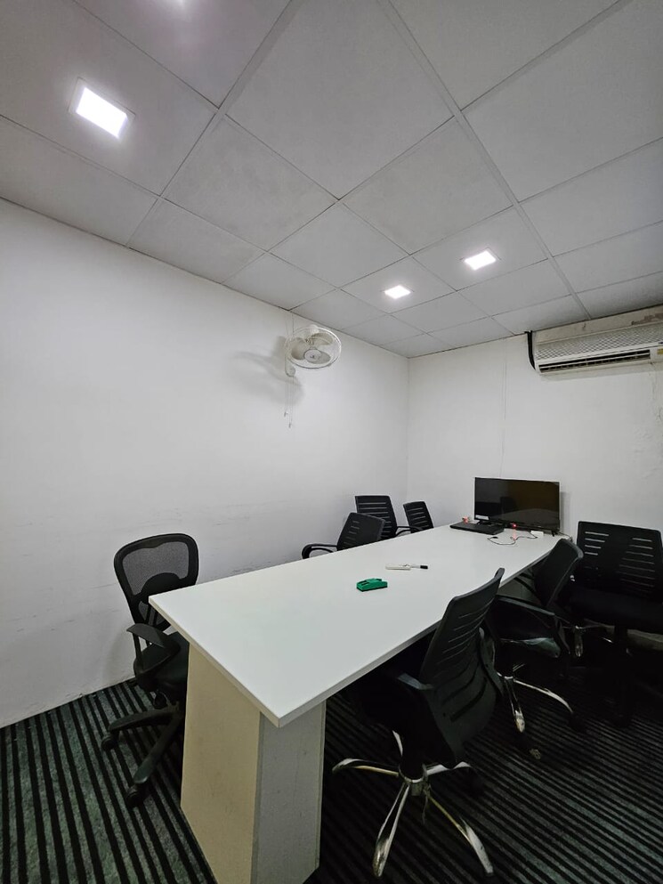 Team Area, sector 63 Commercial Office Space 600 Sq.Ft. In Sector 63 Noida 7991629