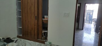 Furnished Amenities in 2 BHK Builder Floor at Subhash Nagar – for Rent