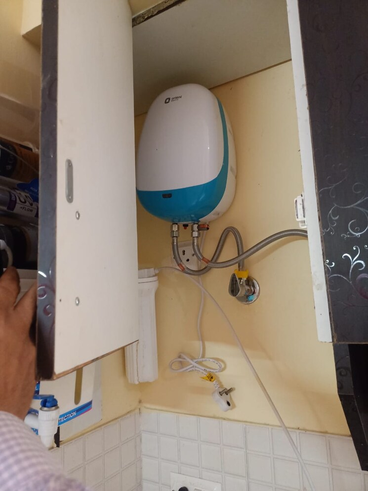 Bathroom, breez-global-heights 1 Bedroom 394 Sq.Ft. Apartment In Sohna Sector 33 Gurgaon 7991703