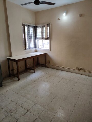 Room in 2 BHK Apartment at Lokpuram CHS, Vasant Vihar – for Rent