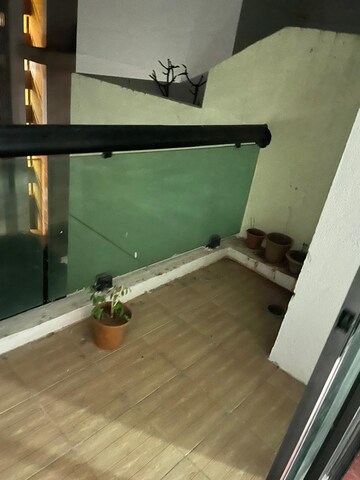 Furnished Amenities in 1 BHK Apartment at Konark Splendour, Kalyani Nagar – for Rent