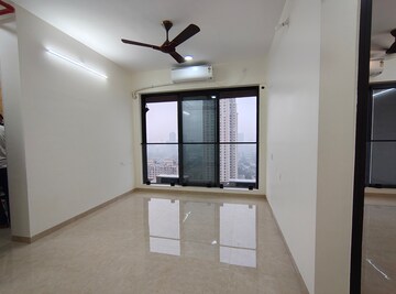 2 BHK Apartment For Rent in Dosti Eastern Bay, Wadala