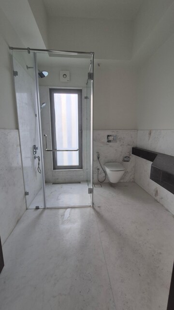 Bathroom in 4 BHK Apartment at Piramal Aranya, Byculla – for Rent