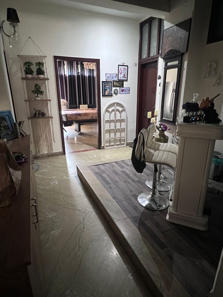 Master Bedroom, sector 19 5 Bedroom 167 Sq.Mt. Independent House In Sector 19 Noida 7991935