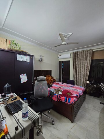 Bedroom in 2 BHK Builder Floor at Ansal Plaza Sector-23, Sector 23 – for Rent