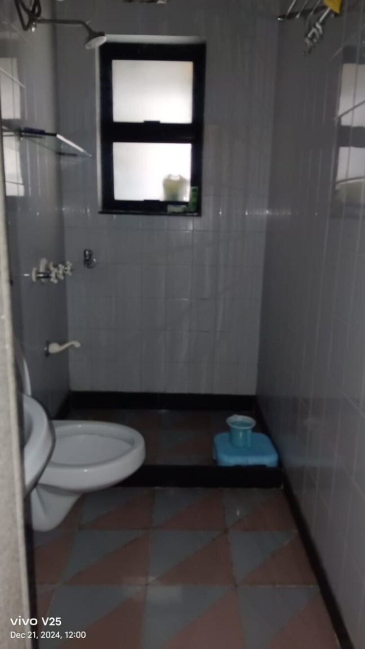 Bathroom, nilanjali-chs 2 Bedroom 1150 Sq.Ft. Apartment In Kalyani Nagar Pune 7991986