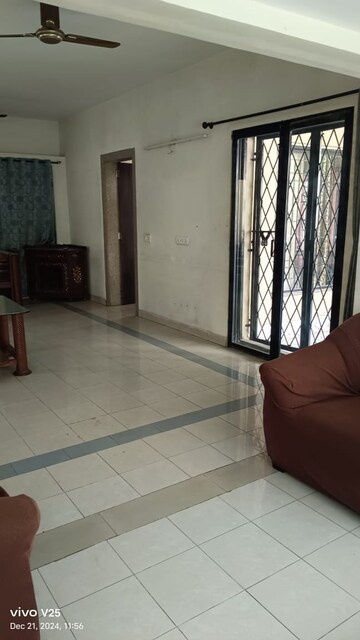 Bedroom in 2 BHK Apartment at Nilanjali CHS, Kalyani Nagar – for Rent