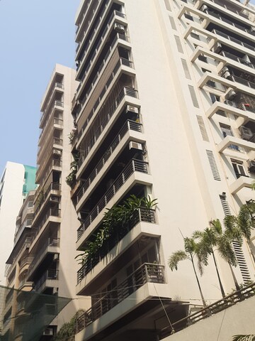 3 BHK Apartment For Rent in Khar West