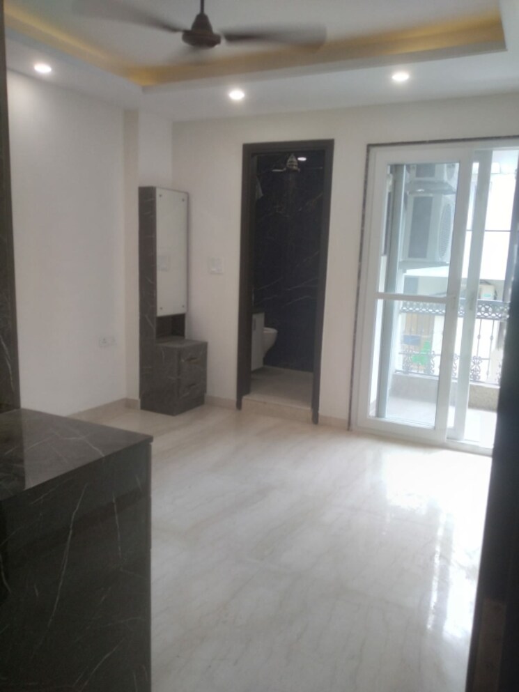 Master Bedroom, hauz khas 3 Bedroom 135 Sq.Yd. Builder Floor In Hauz Khas Delhi 7992070