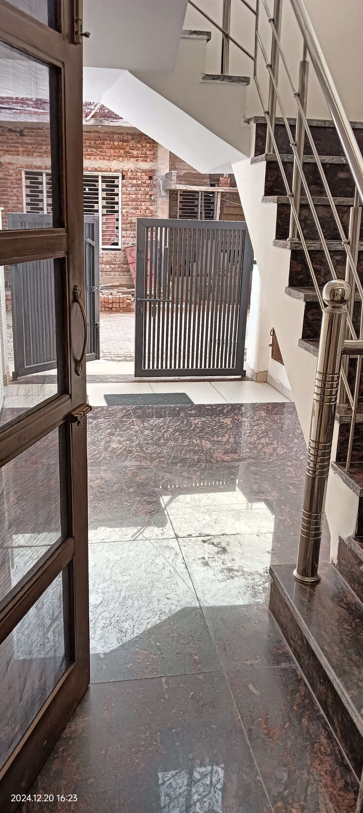 Balcony, ambala highway 4 Bedroom 116 Sq.Yd. Independent House In Ambala Highway Zirakpur 7992089