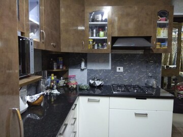 Kitchen in 4 BHK Builder Floor at Sector 52 – for Sale