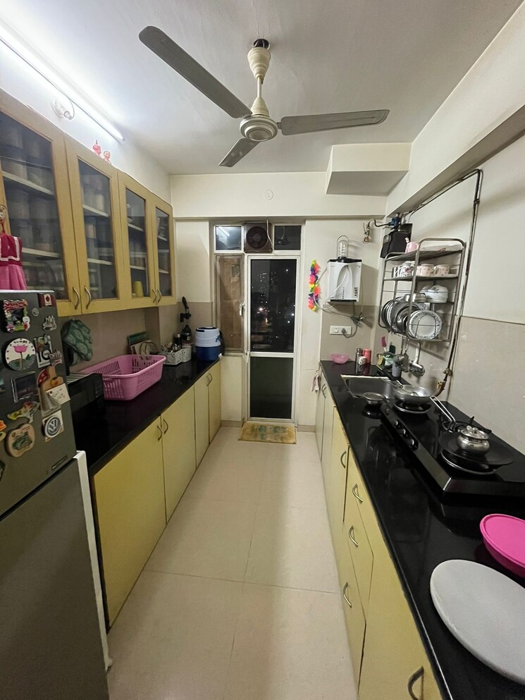 Master Bedroom, hiranandani-estate-jasper 2 Bedroom 890 Sq.Ft. Apartment In Ghodbunder Road Thane 7992203